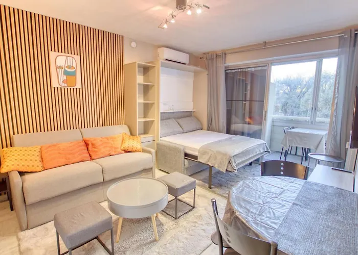 Centre - Parking Wifi Climatisation - Limestay Antibes