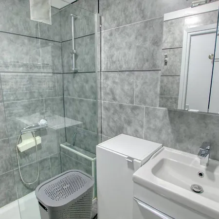 Centre - Parking Wifi Climatisation - Limestay Apartment Antibes
